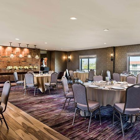 Embassy Suites By Hilton Scottsdale Resort Buitenkant foto